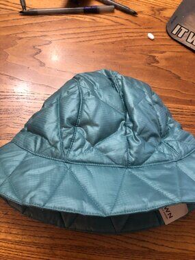 Eddie Bauer Goose Down Bucket Hat - Women S/M - NWT